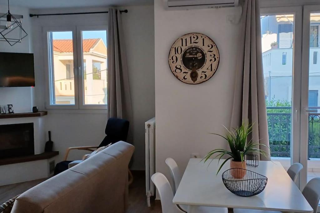 Seaview Luxury Apartment Mytilíni Eksteriør billede