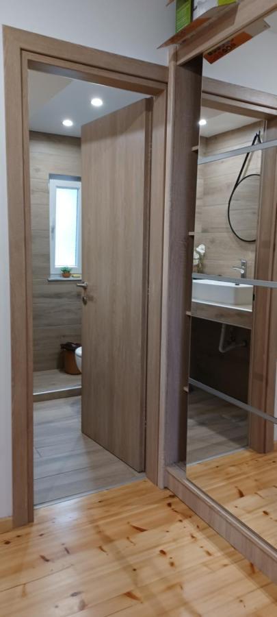 Seaview Luxury Apartment Mytilíni Eksteriør billede