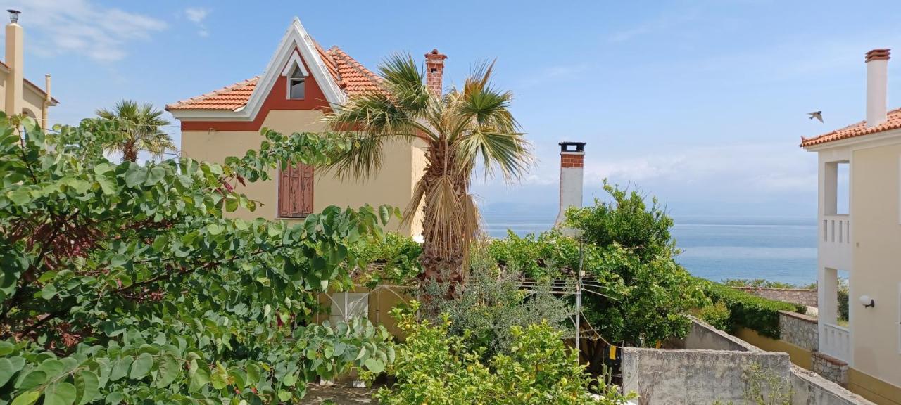 Seaview Luxury Apartment Mytilíni Eksteriør billede