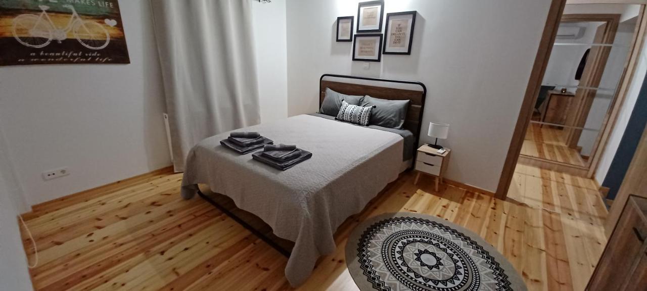 Seaview Luxury Apartment Mytilíni Eksteriør billede